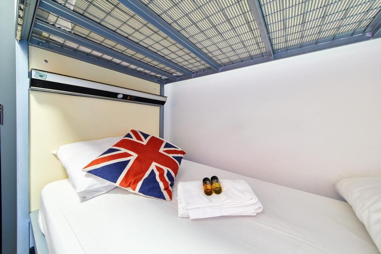 Habitación privada con 2 literas y baño privado